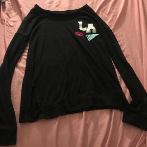 Selling shirt for $6